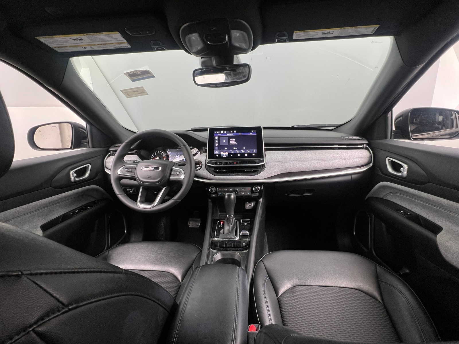 Thumbnail: 2023 Jeep Compass - 3