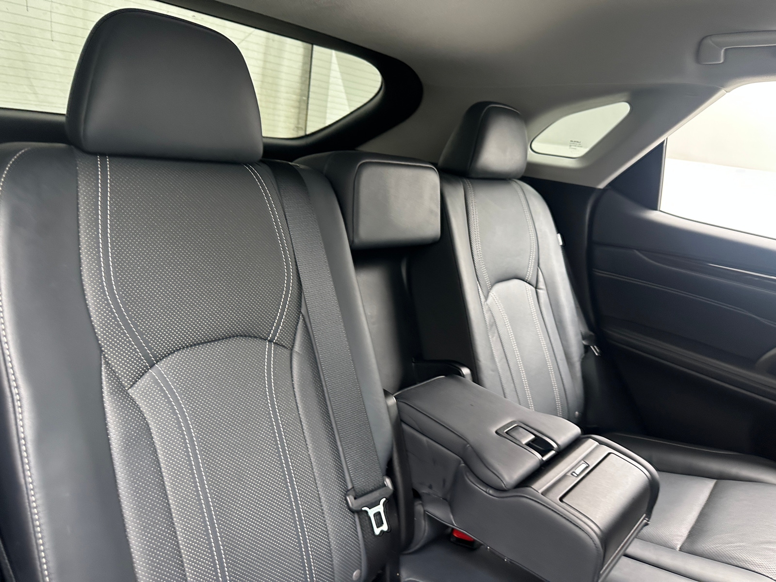 Thumbnail: 2017 Lexus RX - 5