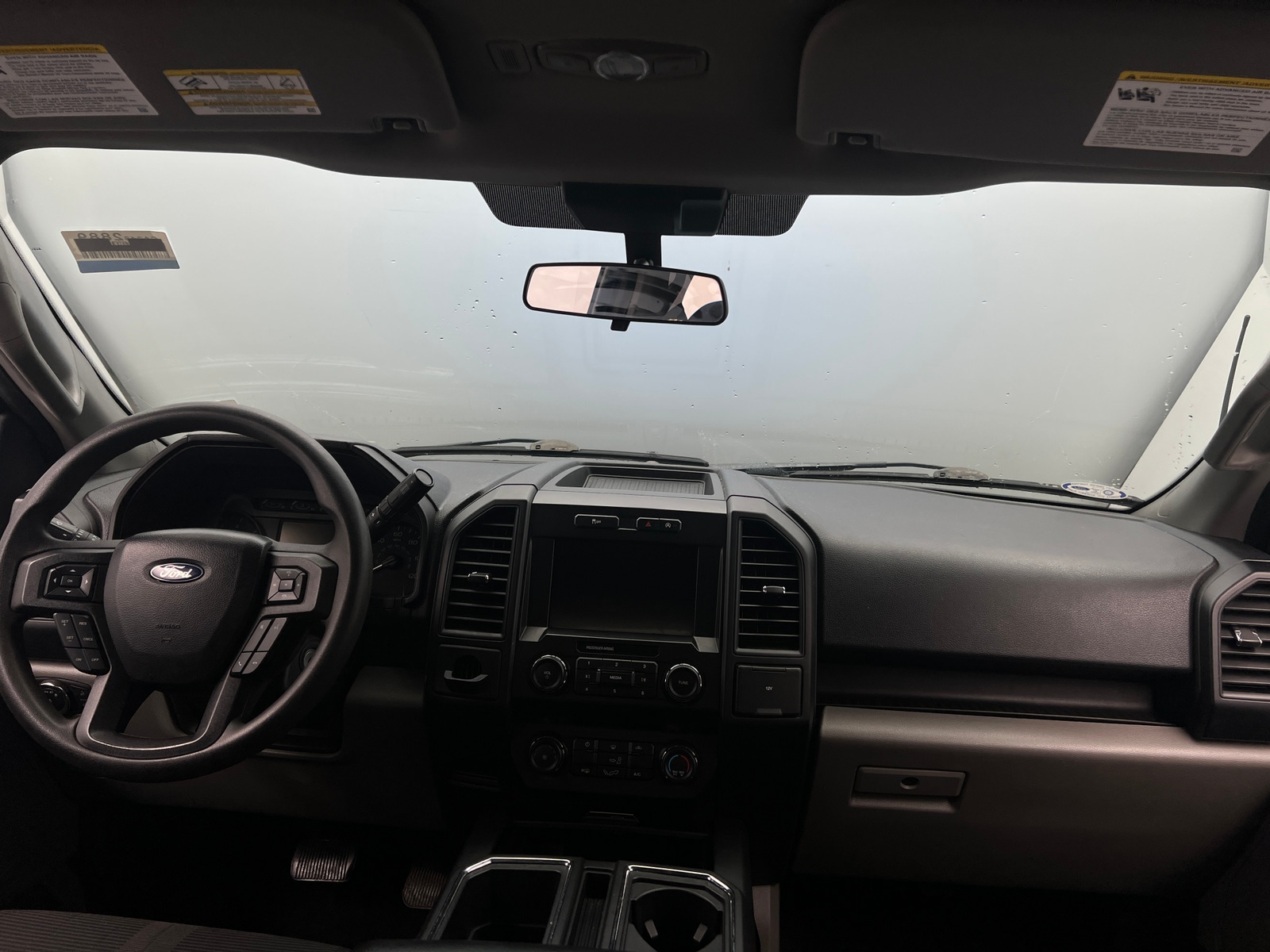 Thumbnail: 2020 Ford Econoline - 3