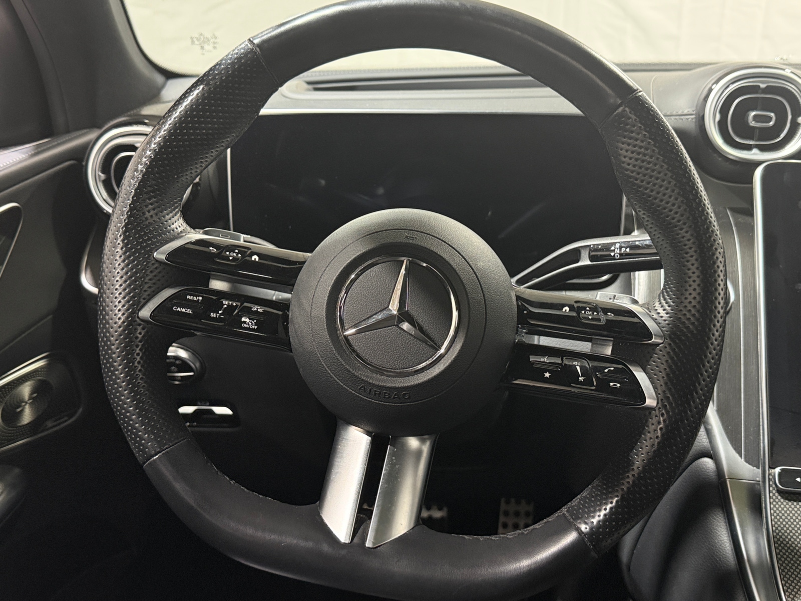 Thumbnail: 2023 Mercedes-Benz GLC - 4