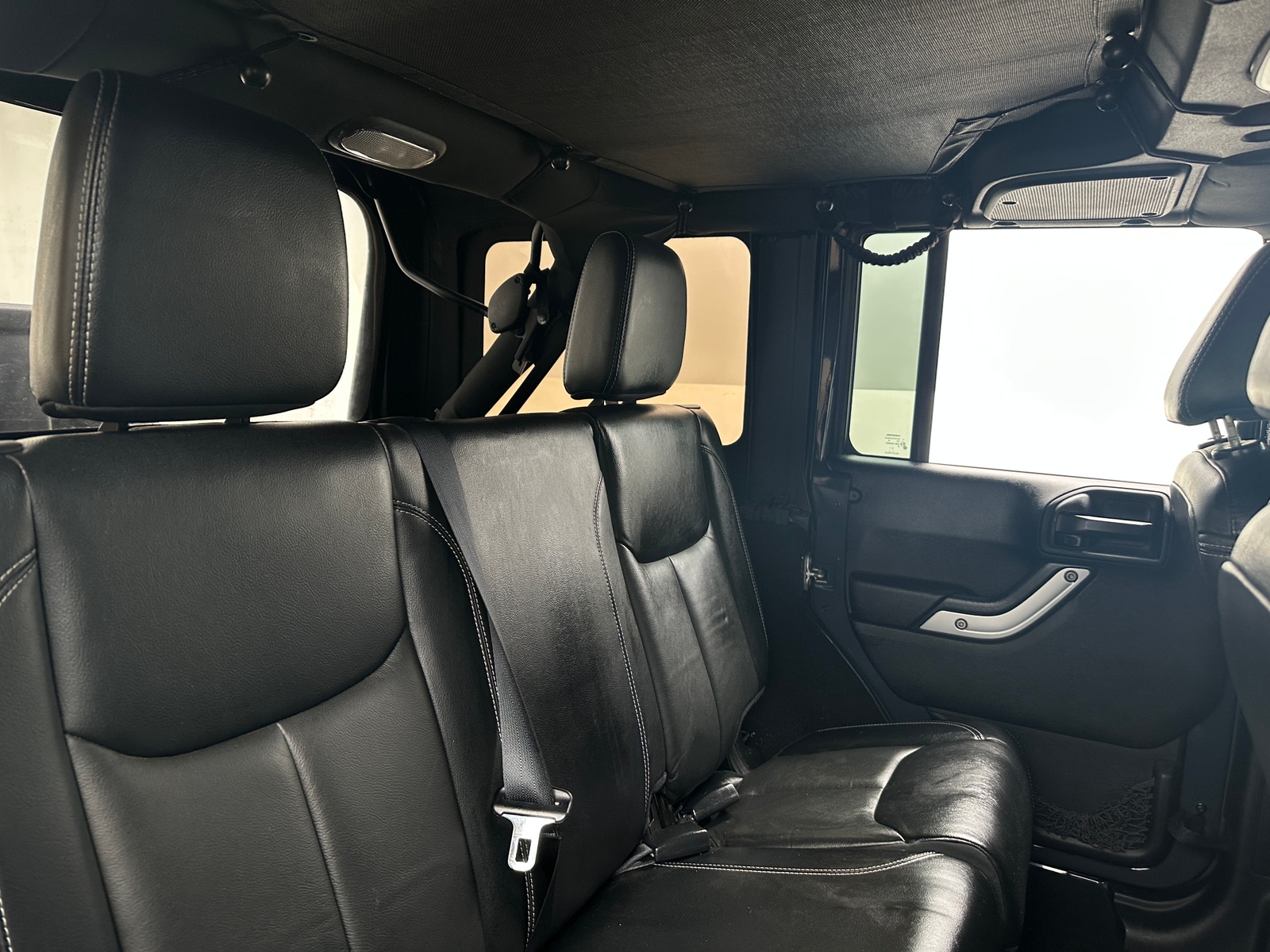 Thumbnail: 2016 Jeep Wrangler - 5