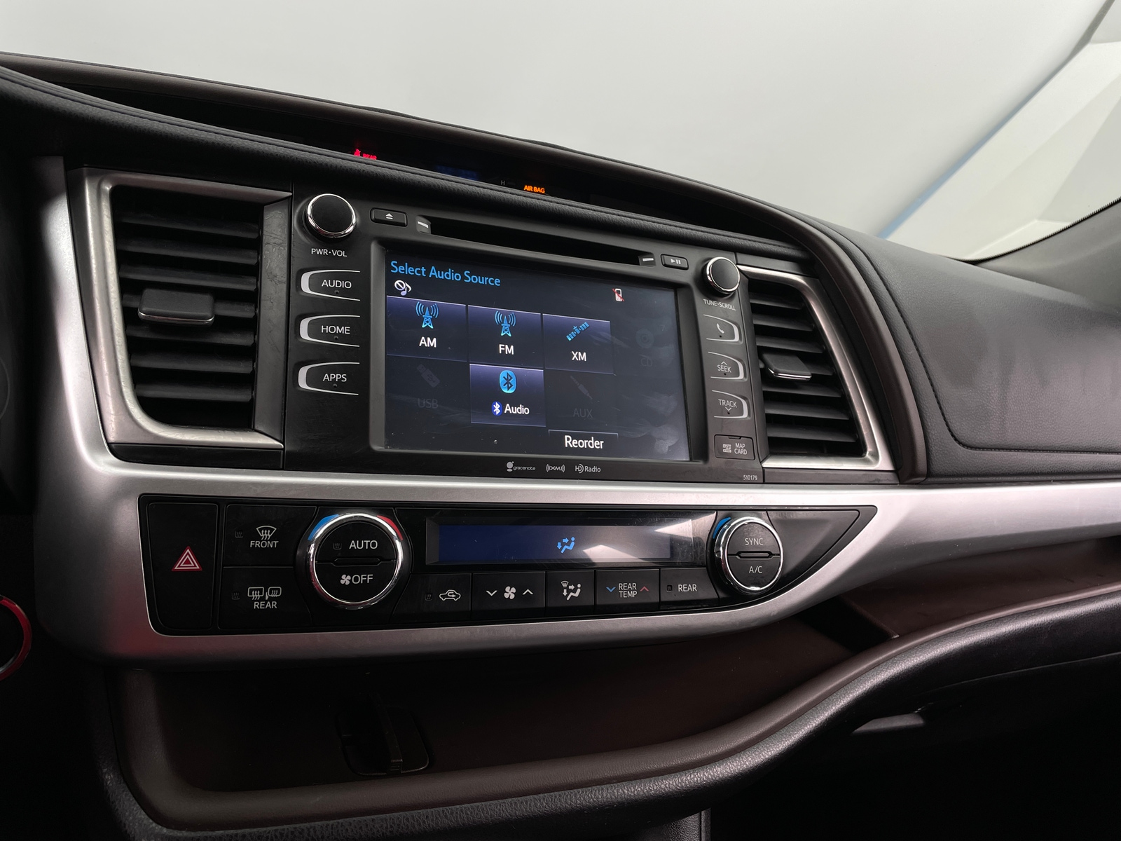 Thumbnail: 2018 Toyota Highlander - 3