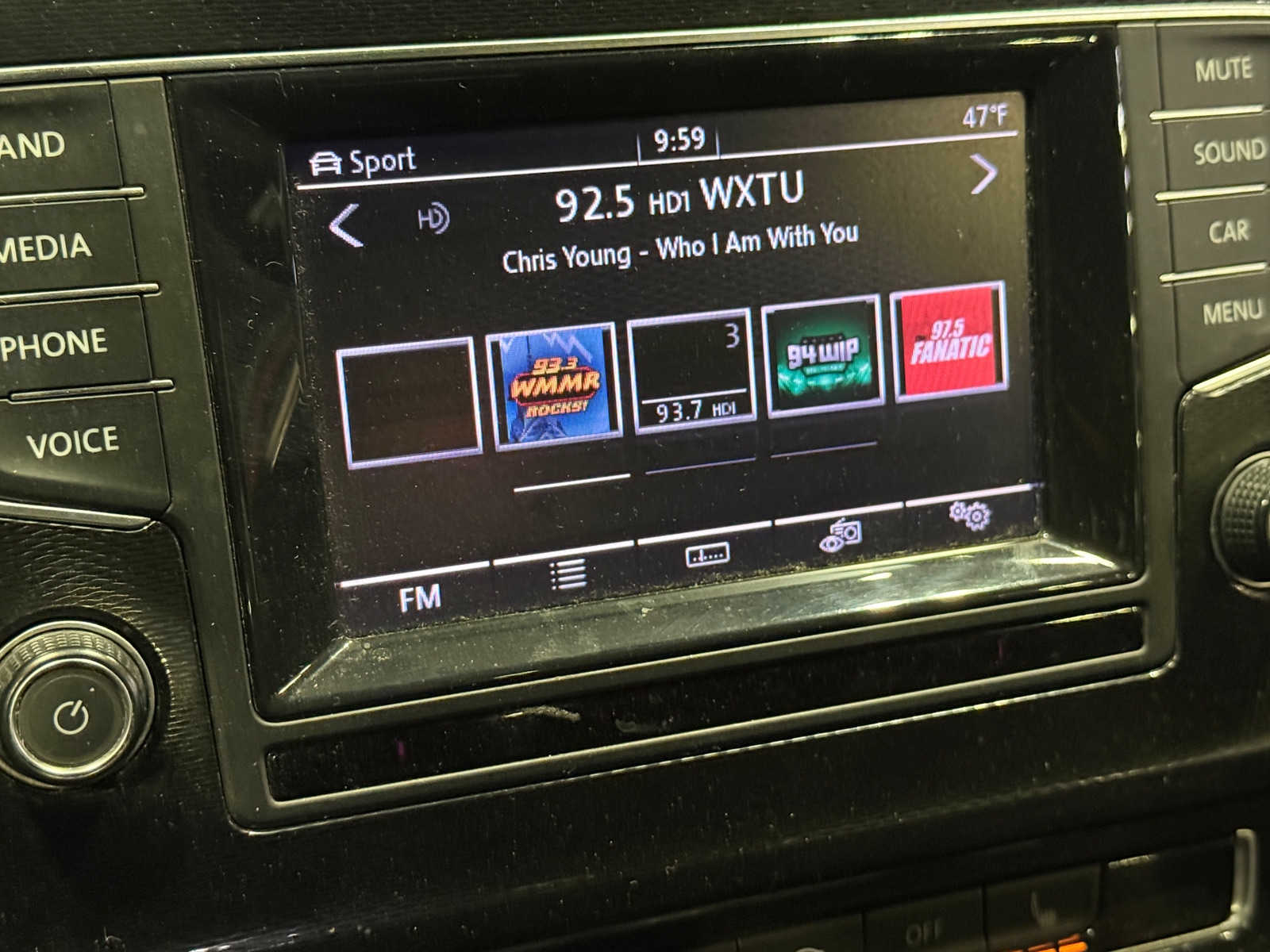 Thumbnail: 2015 Volkswagen Golf - 4