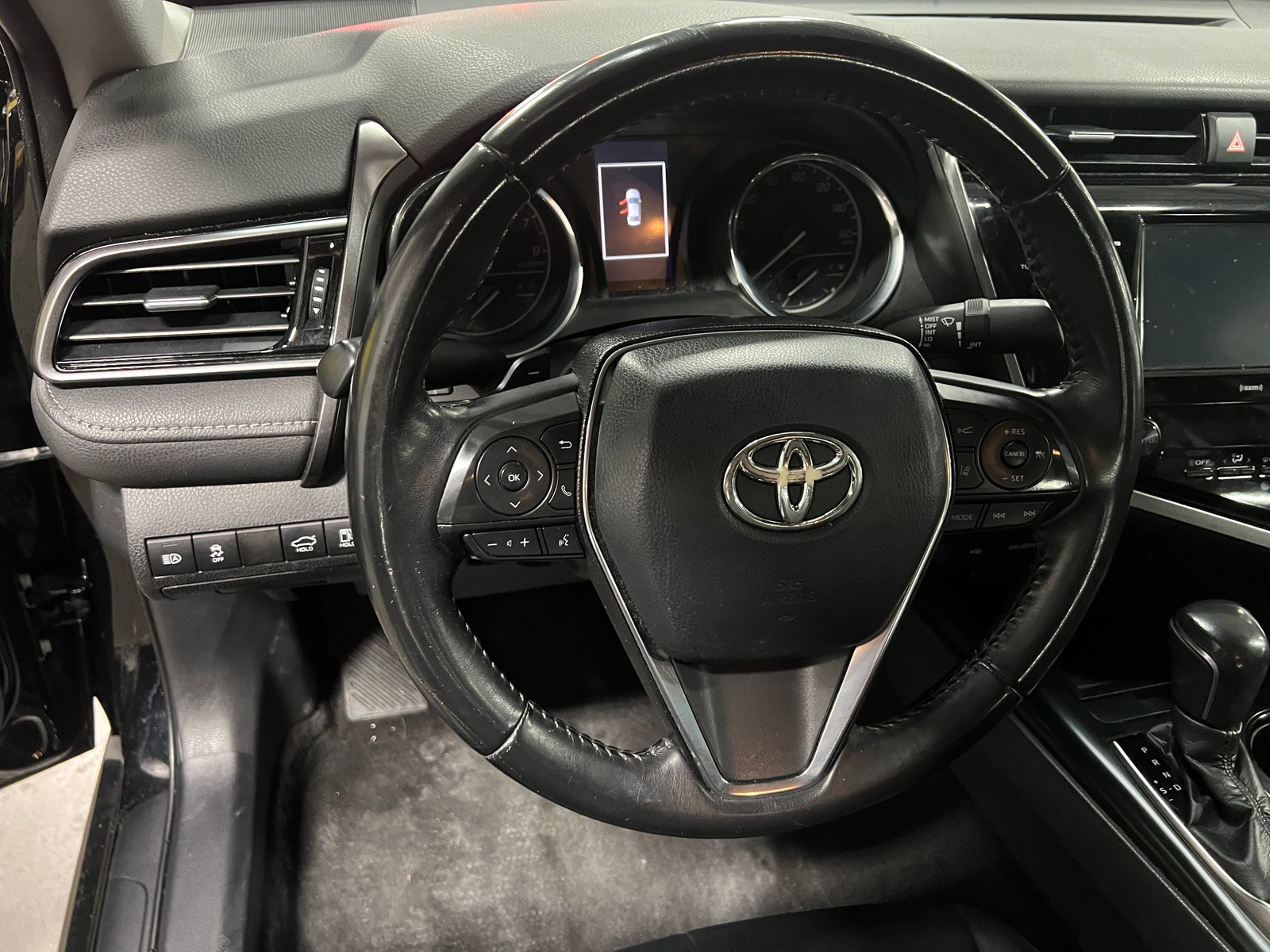 Thumbnail: 2020 Toyota Camry - 4