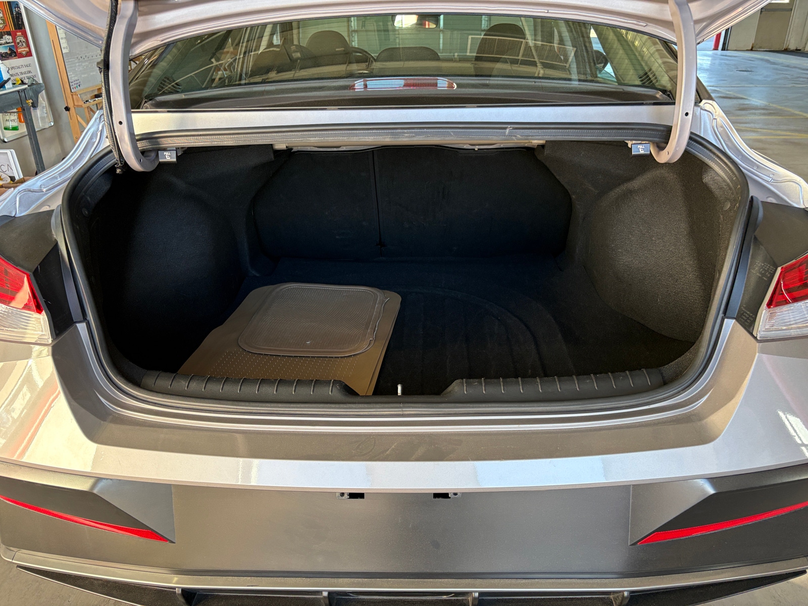 Thumbnail: 2025 Hyundai Elantra - 7