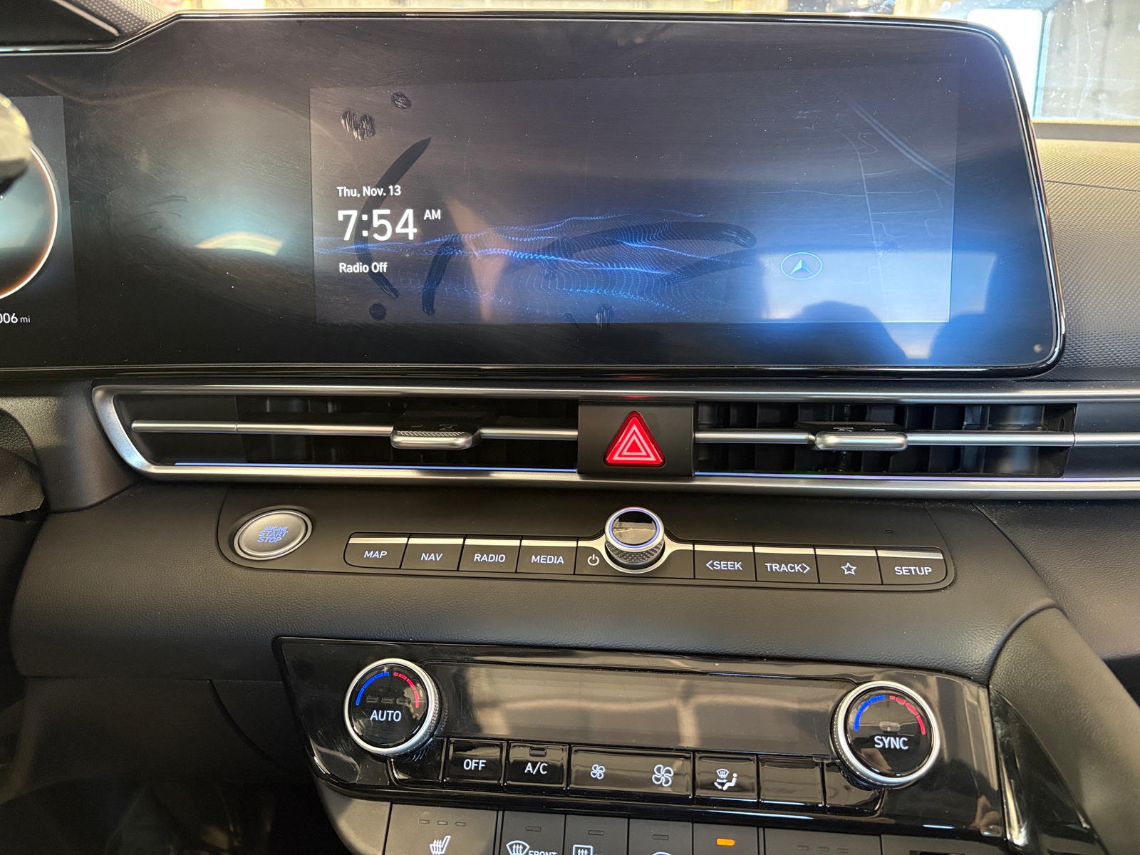 Thumbnail: 2025 Hyundai Elantra - 4