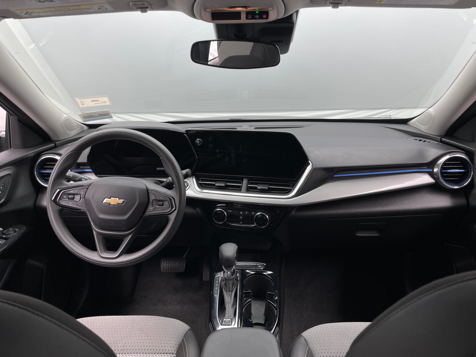 Thumbnail: 2025 Chevrolet Trax - 3