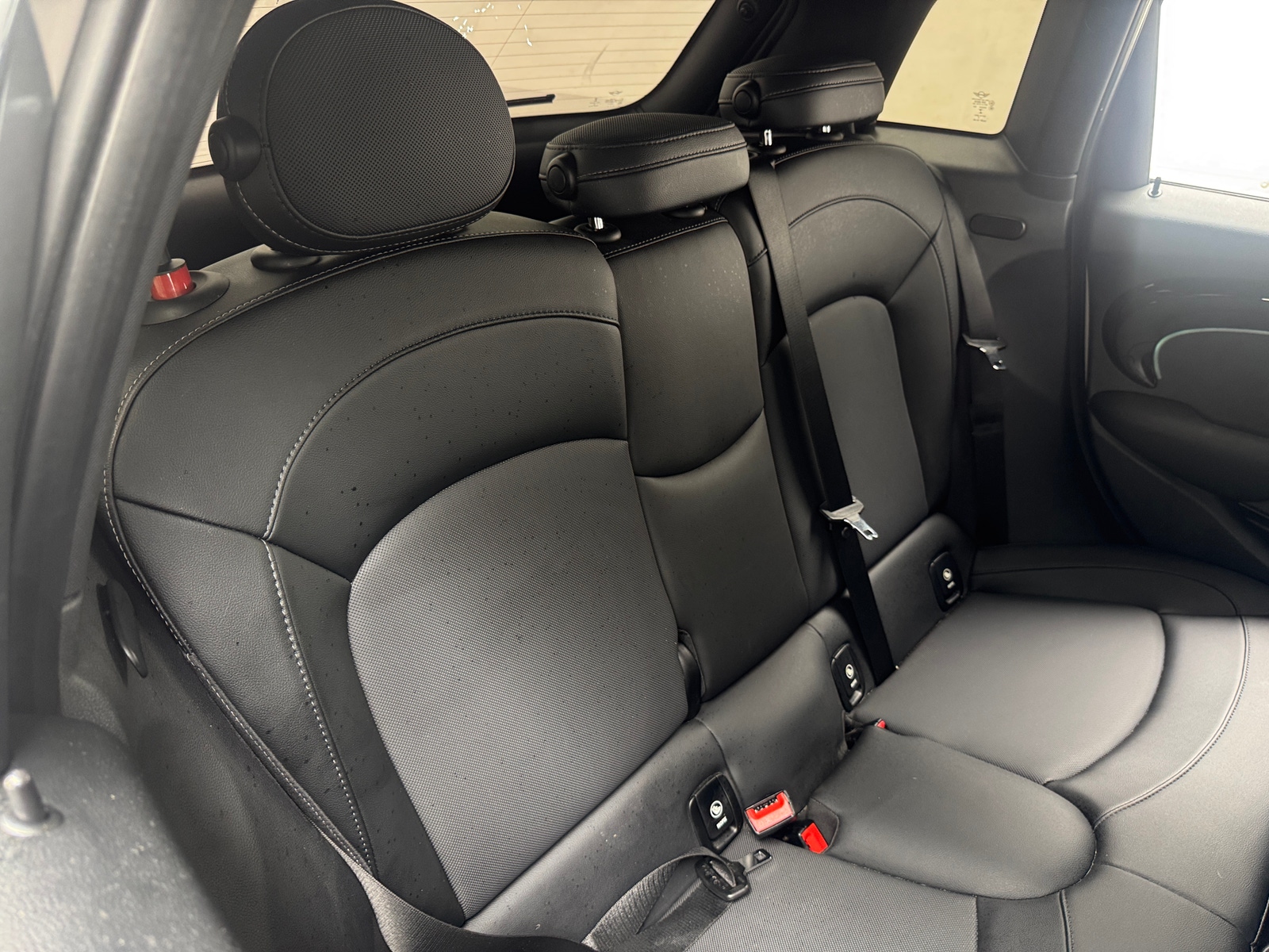 Thumbnail: 2022 MINI Cooper Hardtop - 5