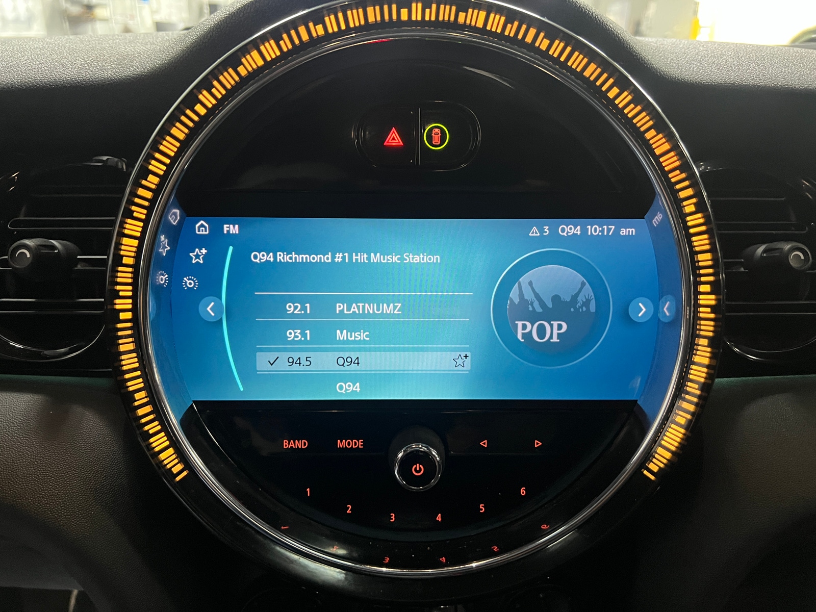 Thumbnail: 2022 MINI Cooper Hardtop - 3