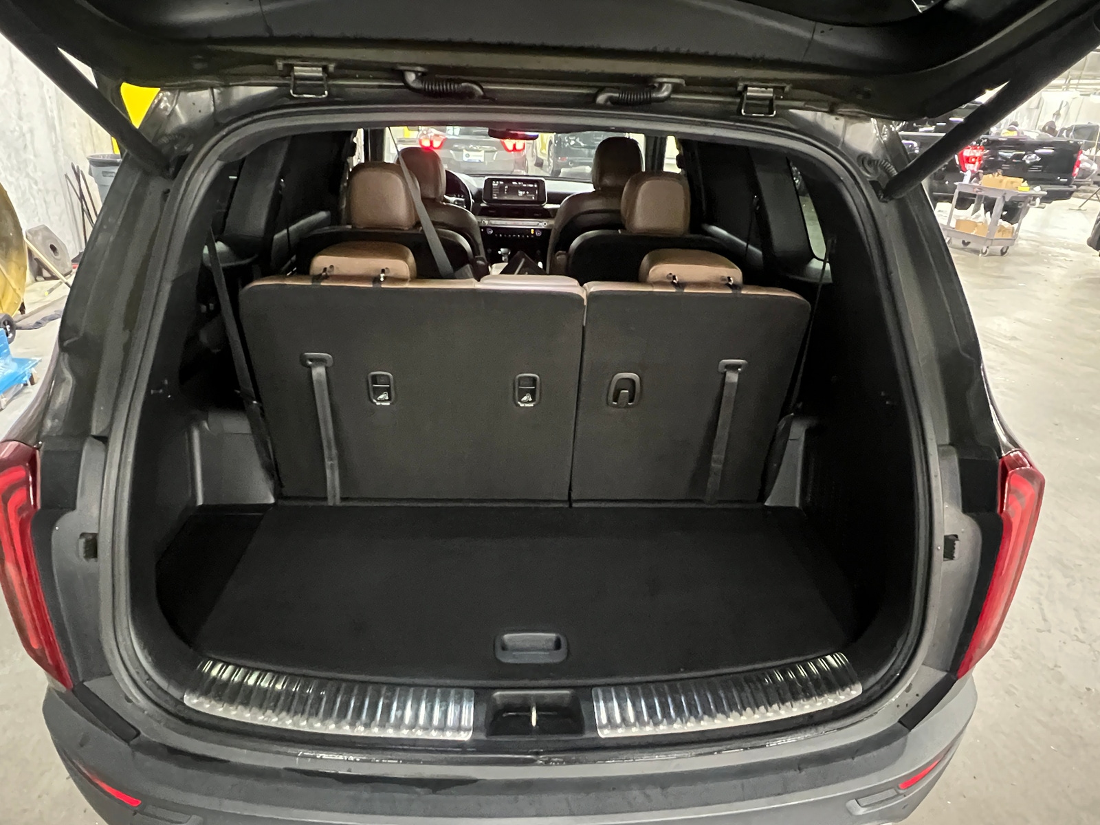 Thumbnail: 2020 Kia Telluride - 6