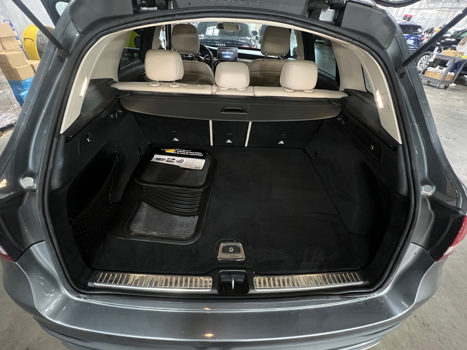 Thumbnail: 2017 Mercedes-Benz GLC - 6