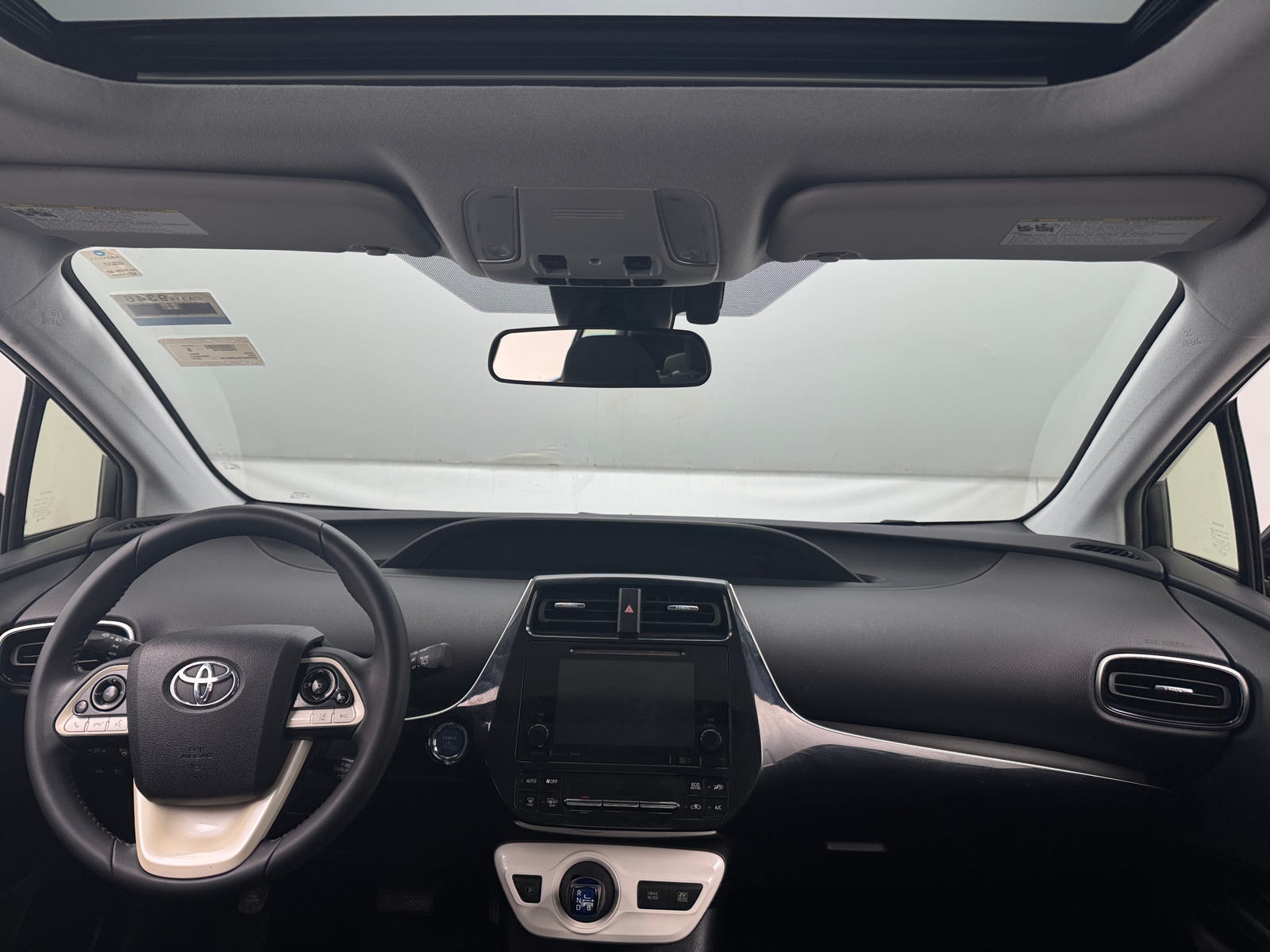 Thumbnail: 2018 Toyota Prius - 3