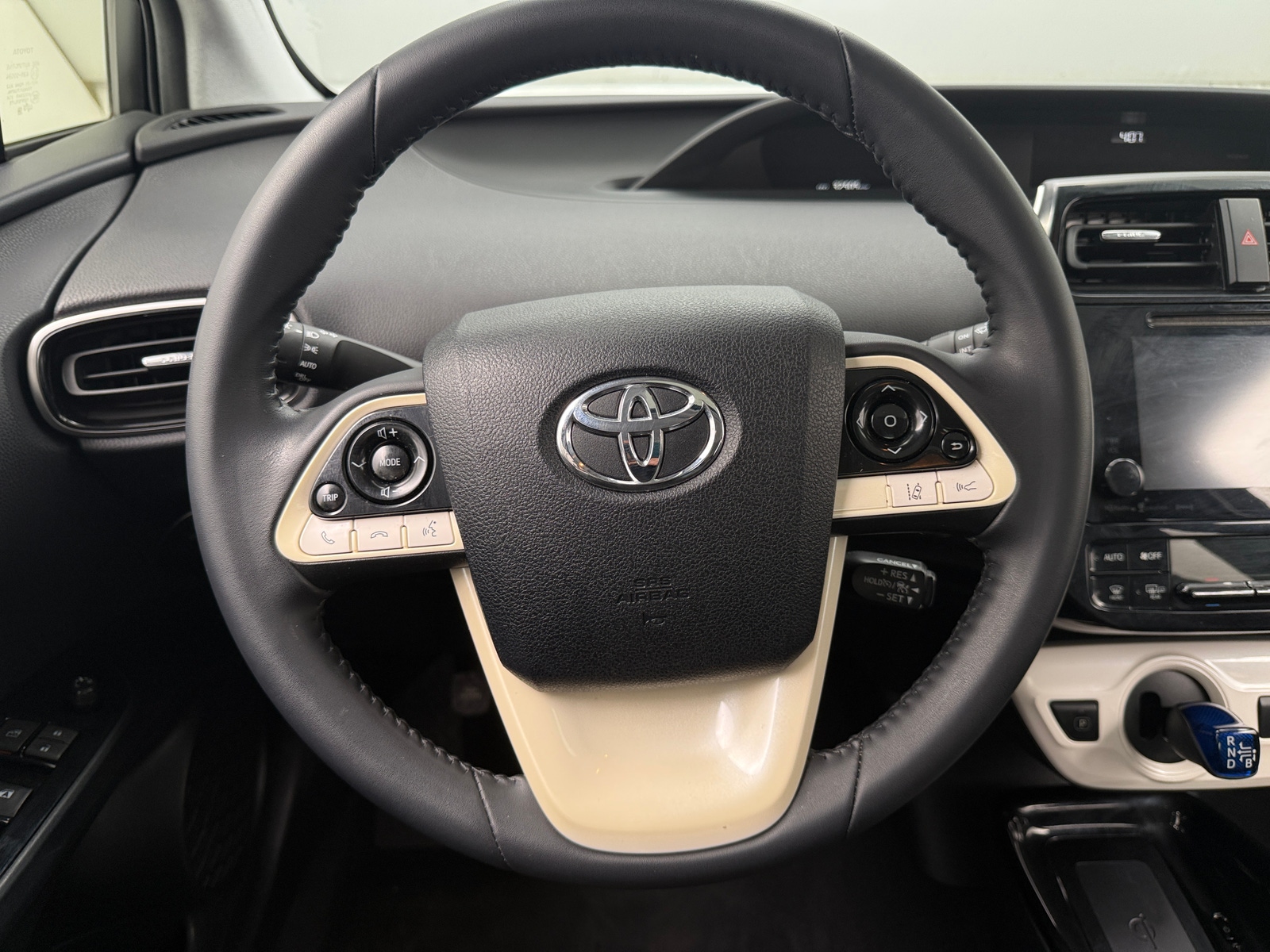 Thumbnail: 2018 Toyota Prius - 5