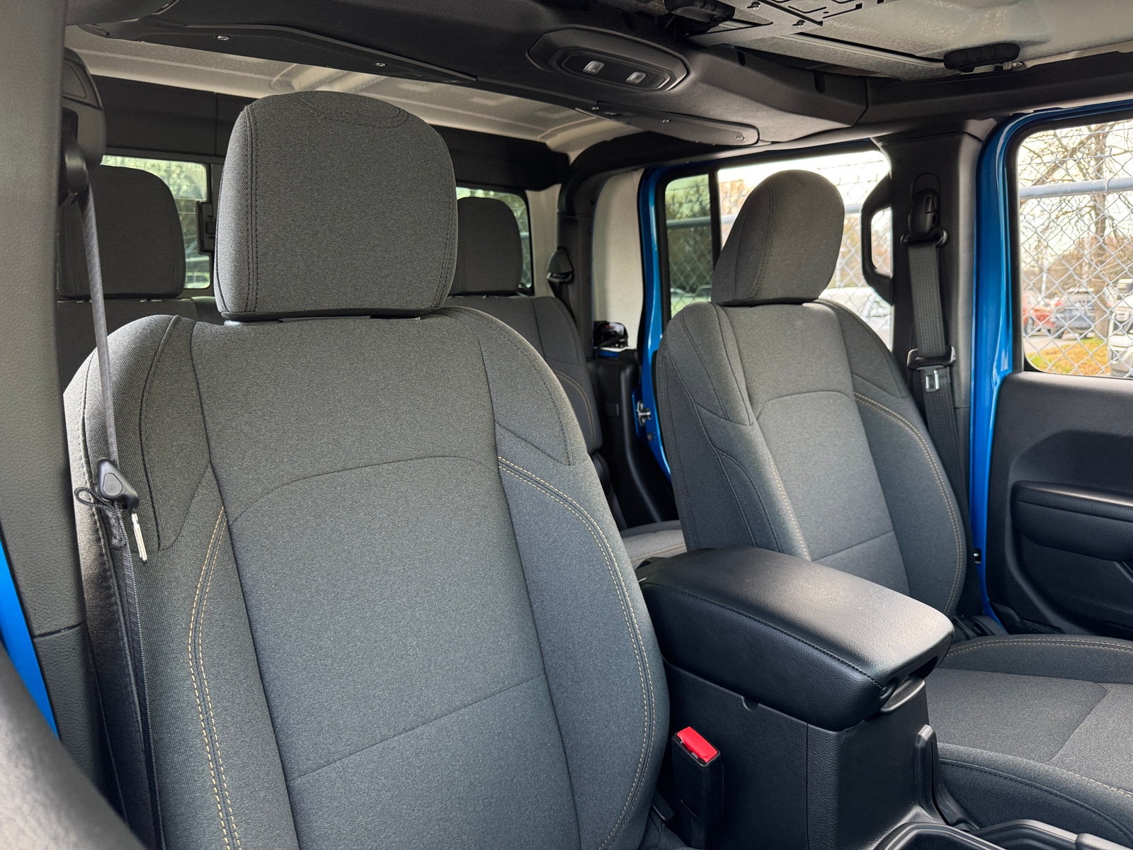 Thumbnail: 2024 Jeep Gladiator - 2