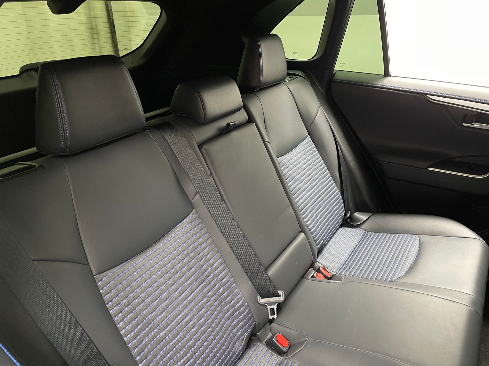 Thumbnail: 2021 Toyota RAV4 - 5