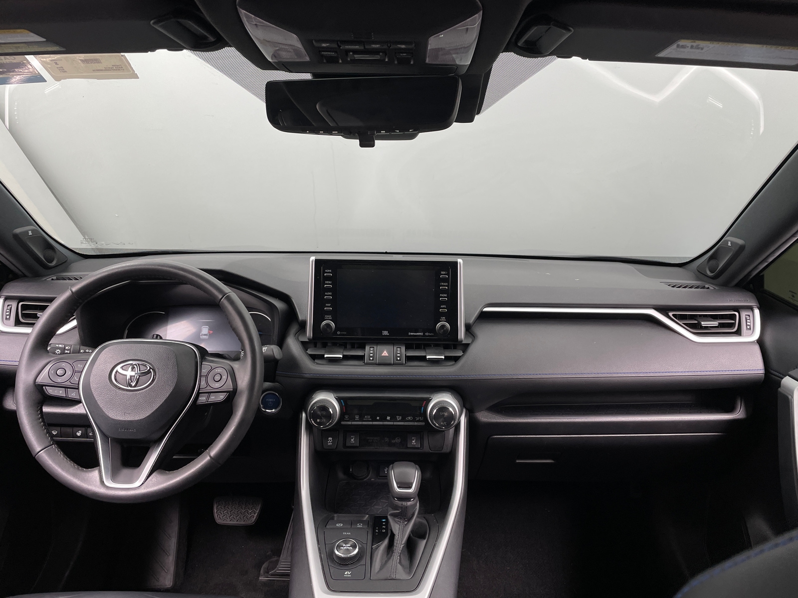 Thumbnail: 2021 Toyota RAV4 - 2