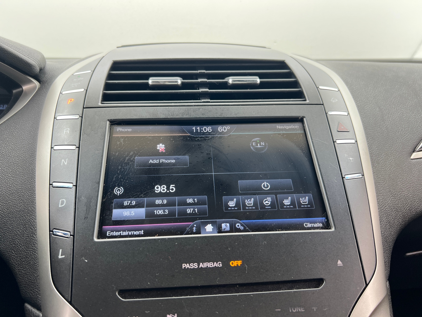 Thumbnail: 2014 Lincoln MKZ - 3