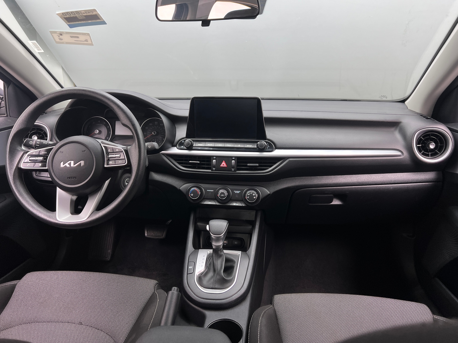 Thumbnail: 2024 Kia Forte - 3