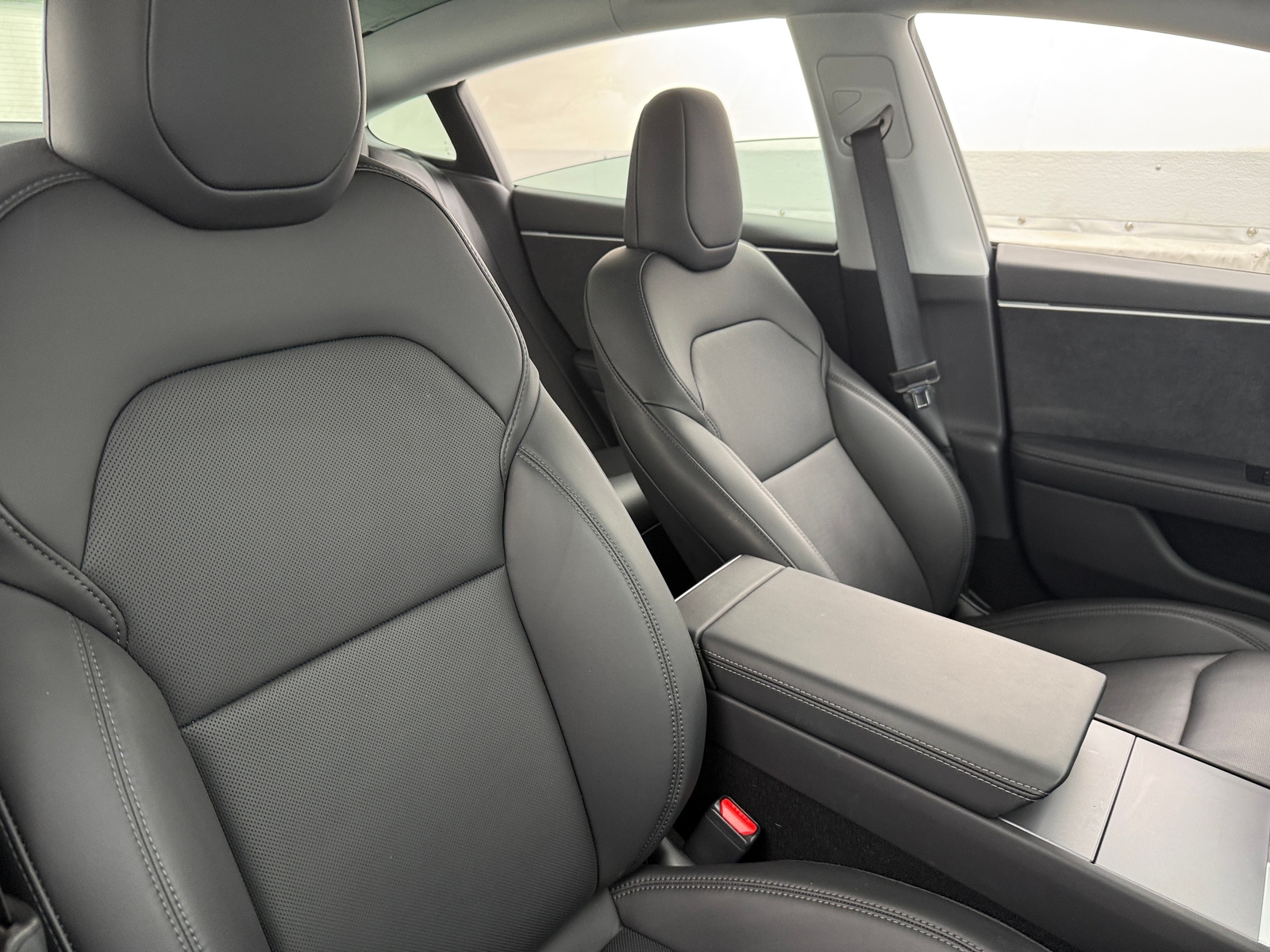 Thumbnail: 2025 Tesla Model 3 - 2