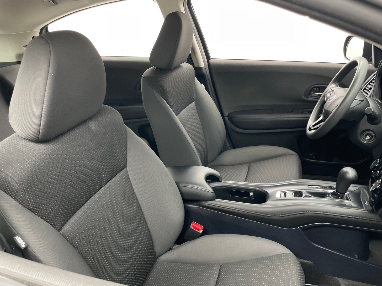 Thumbnail: 2020 Honda HR-V - 2