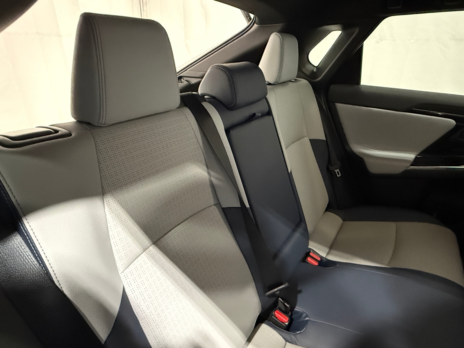 Thumbnail: 2023 Subaru Solterra - 6