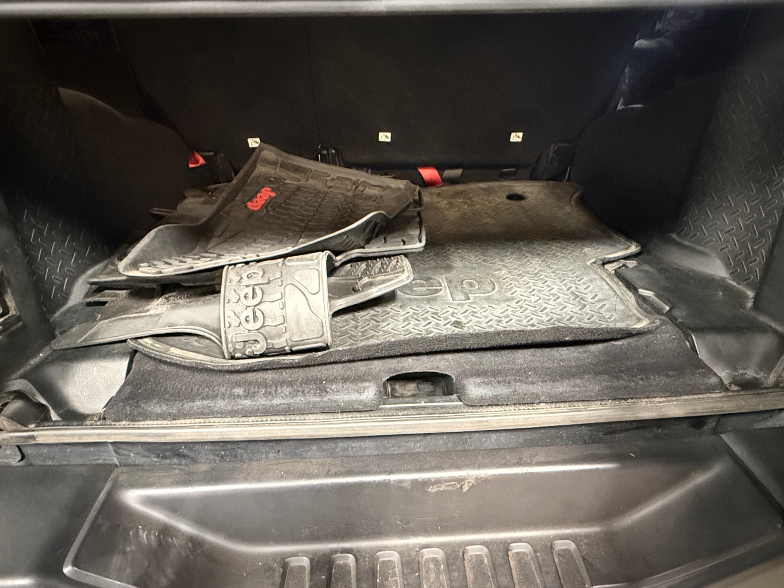 Thumbnail: 2017 Jeep Wrangler - 6