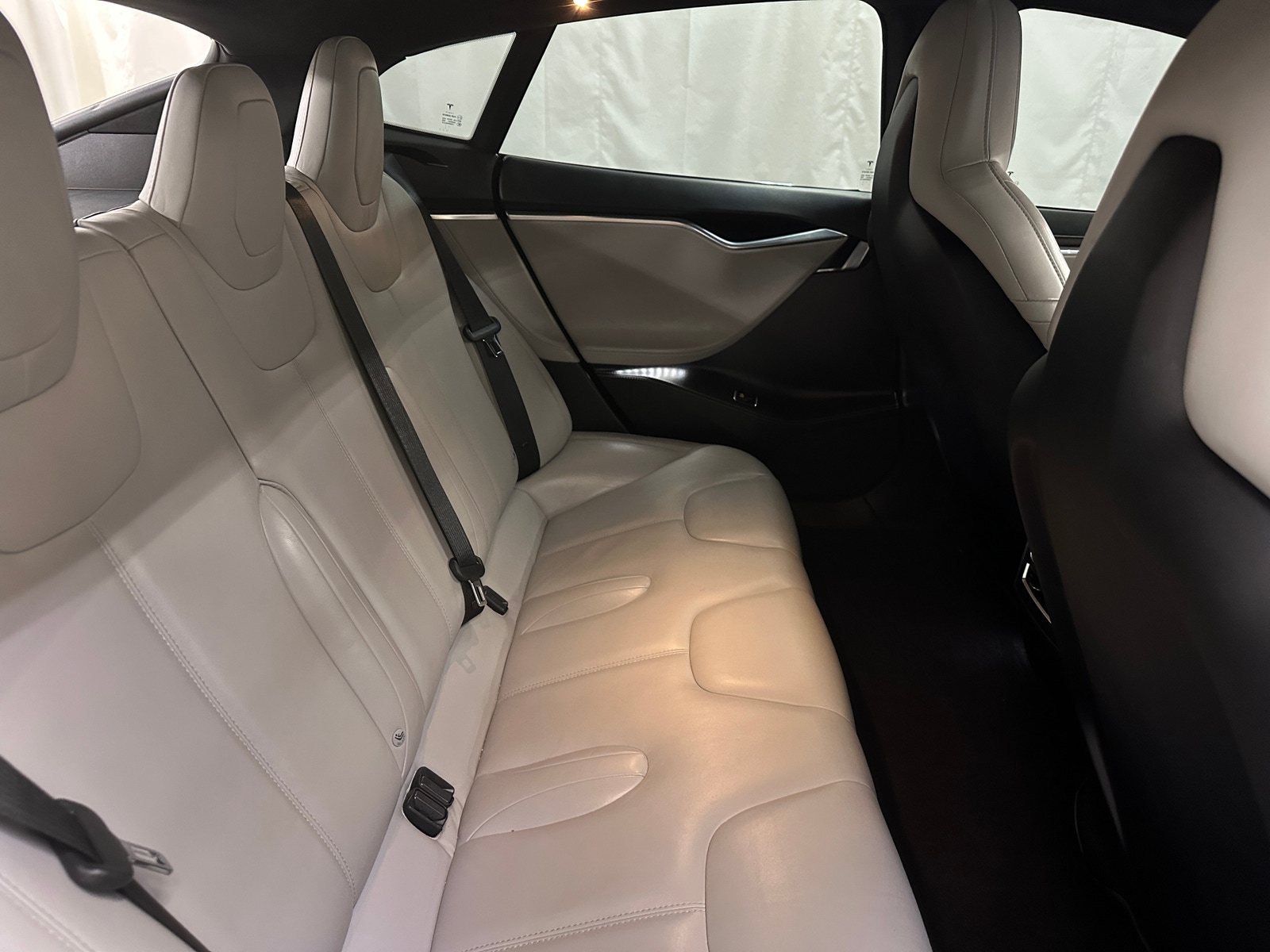 Thumbnail: 2016 Tesla Model S - 5