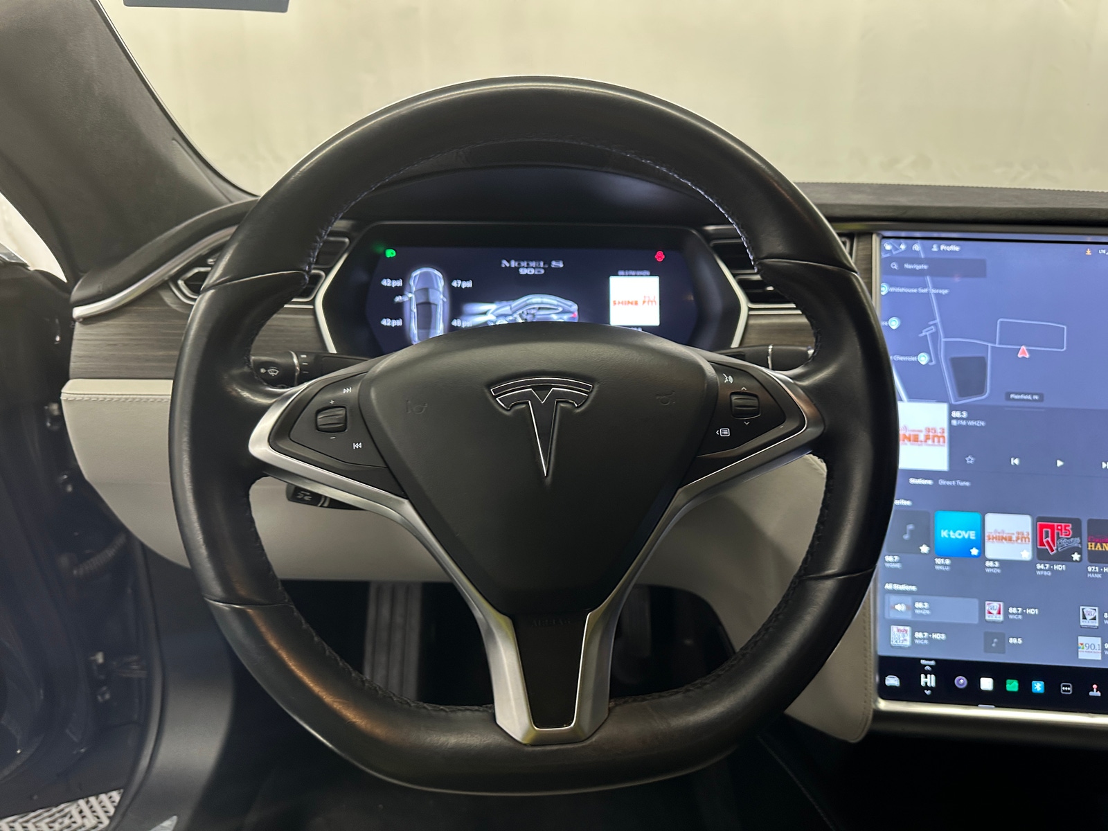 Thumbnail: 2016 Tesla Model S - 4