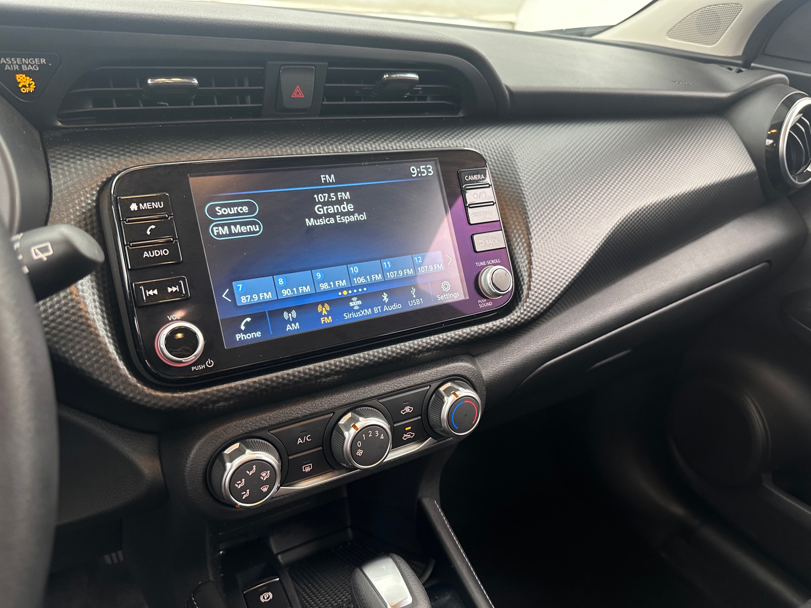 Thumbnail: 2024 Nissan Kicks - 4