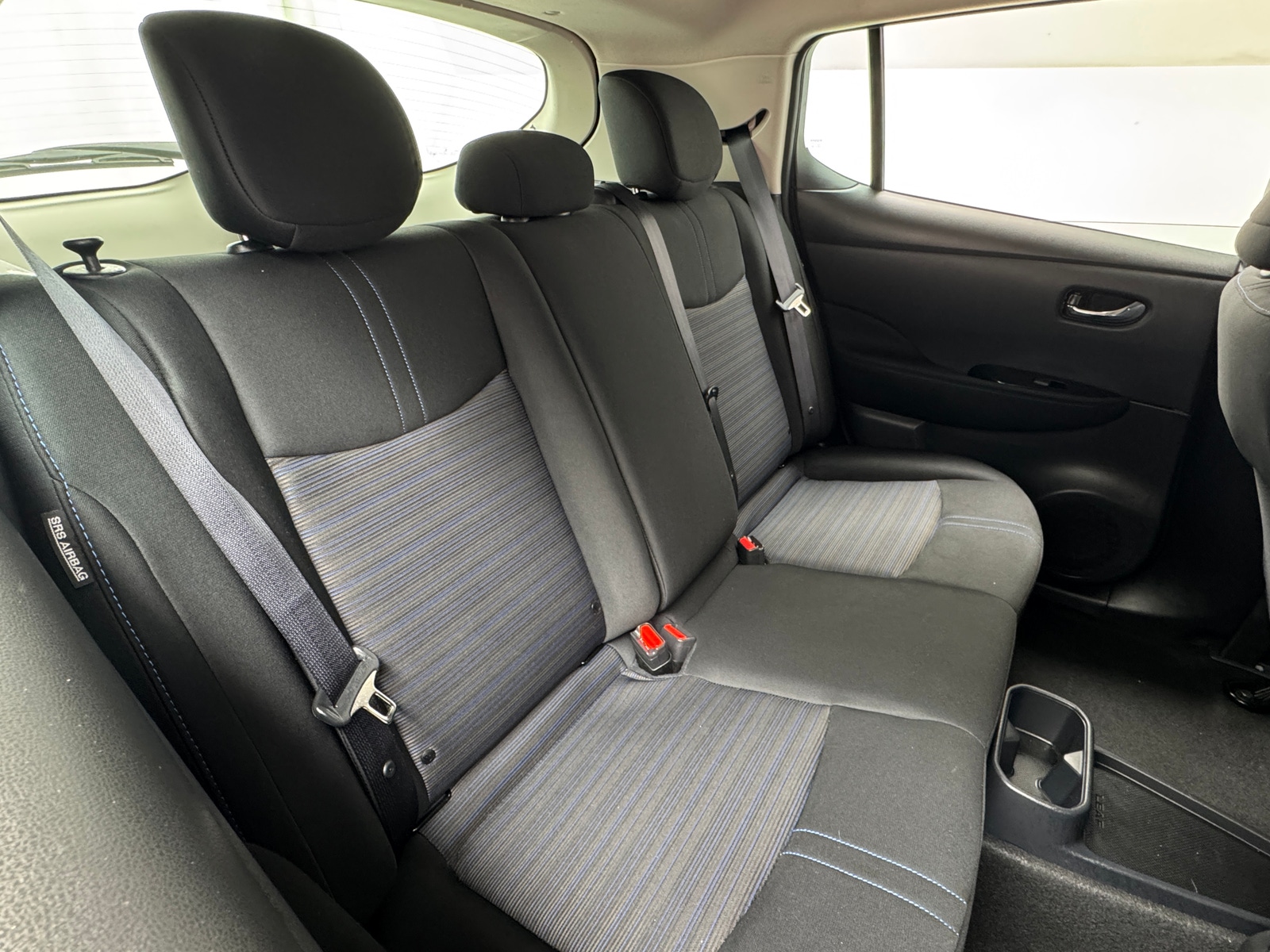 Thumbnail: 2023 Nissan Leaf - 6