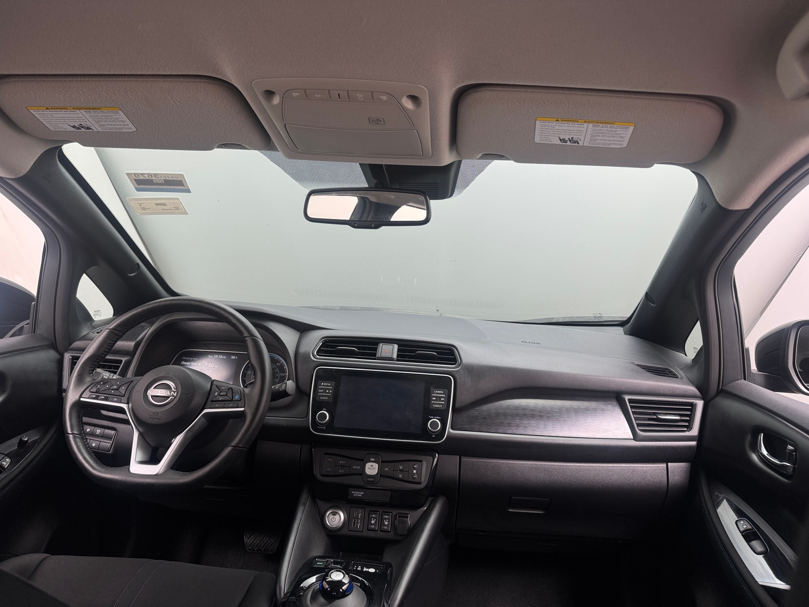 Thumbnail: 2023 Nissan Leaf - 3