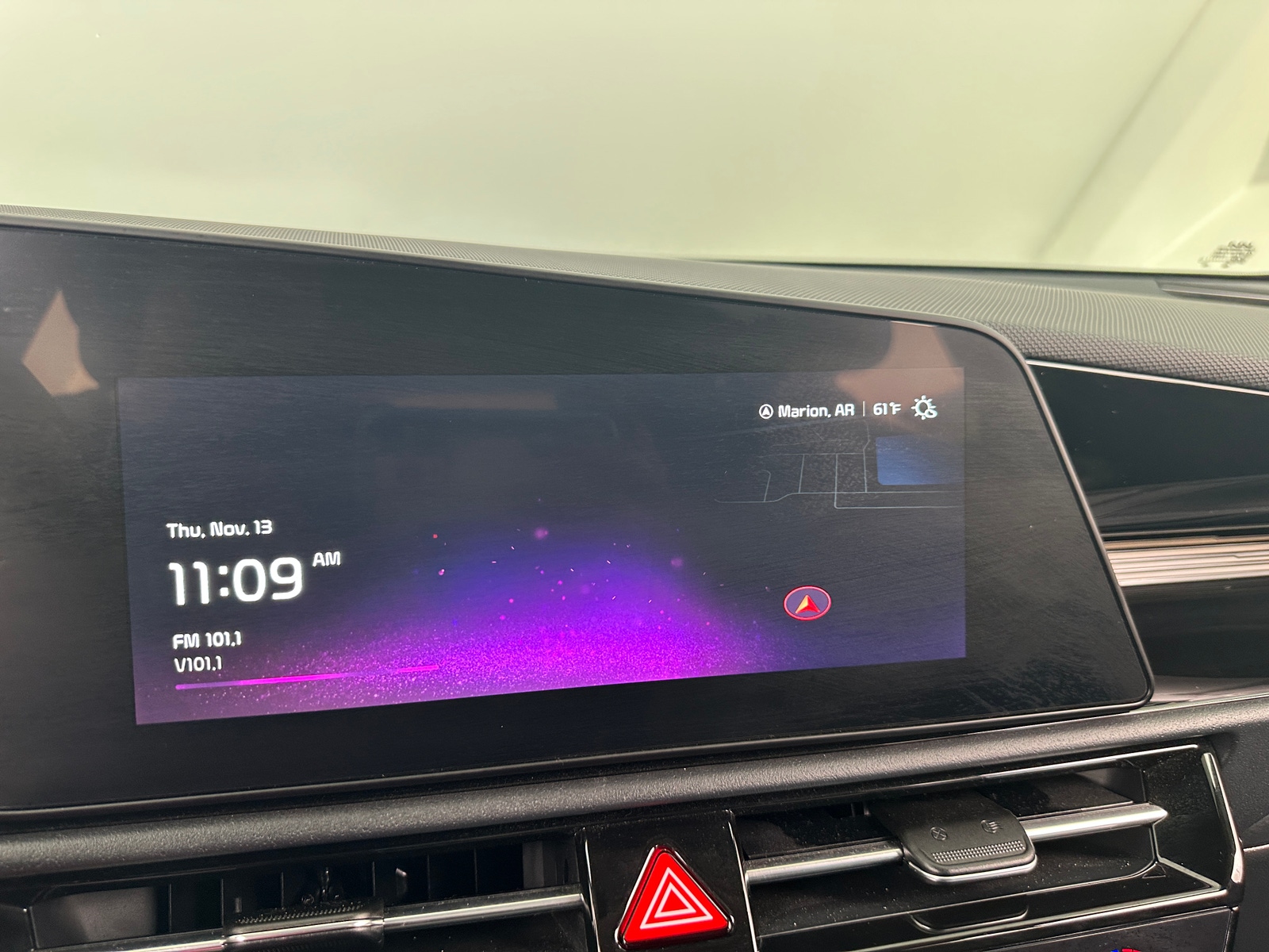 Thumbnail: 2024 Kia Niro - 3