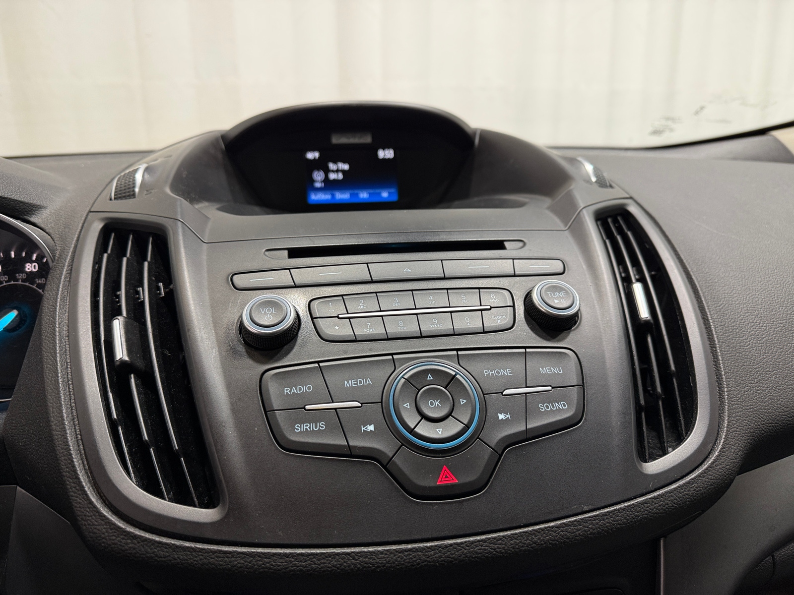 Thumbnail: 2017 Ford Escape - 4