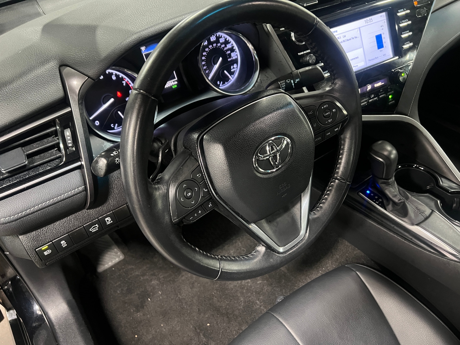 Thumbnail: 2019 Toyota Camry - 5