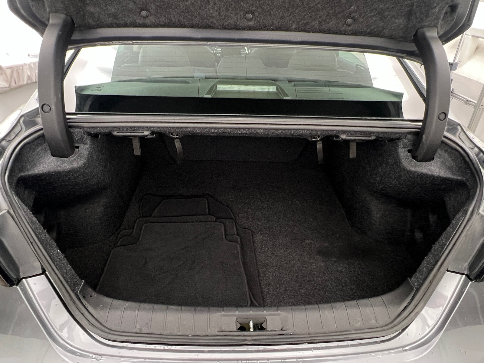 Thumbnail: 2019 Nissan Maxima - 6