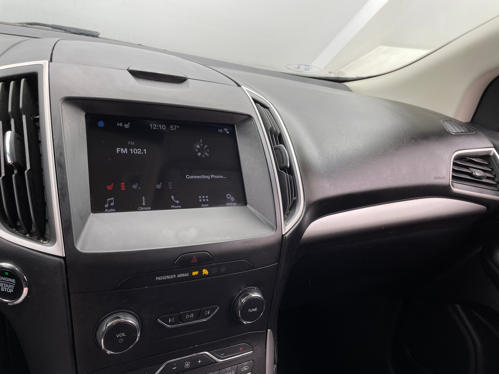 Thumbnail: 2019 Ford Edge - 3