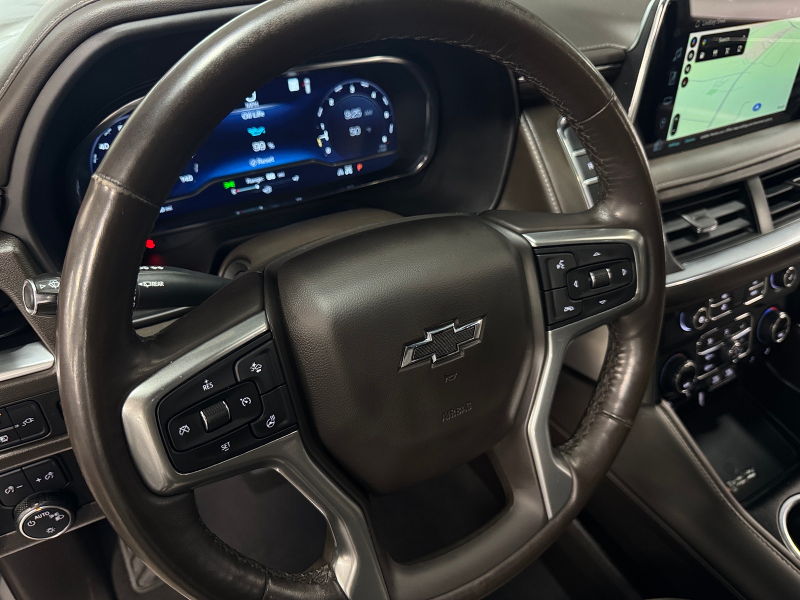 Thumbnail: 2022 Chevrolet Tahoe - 4