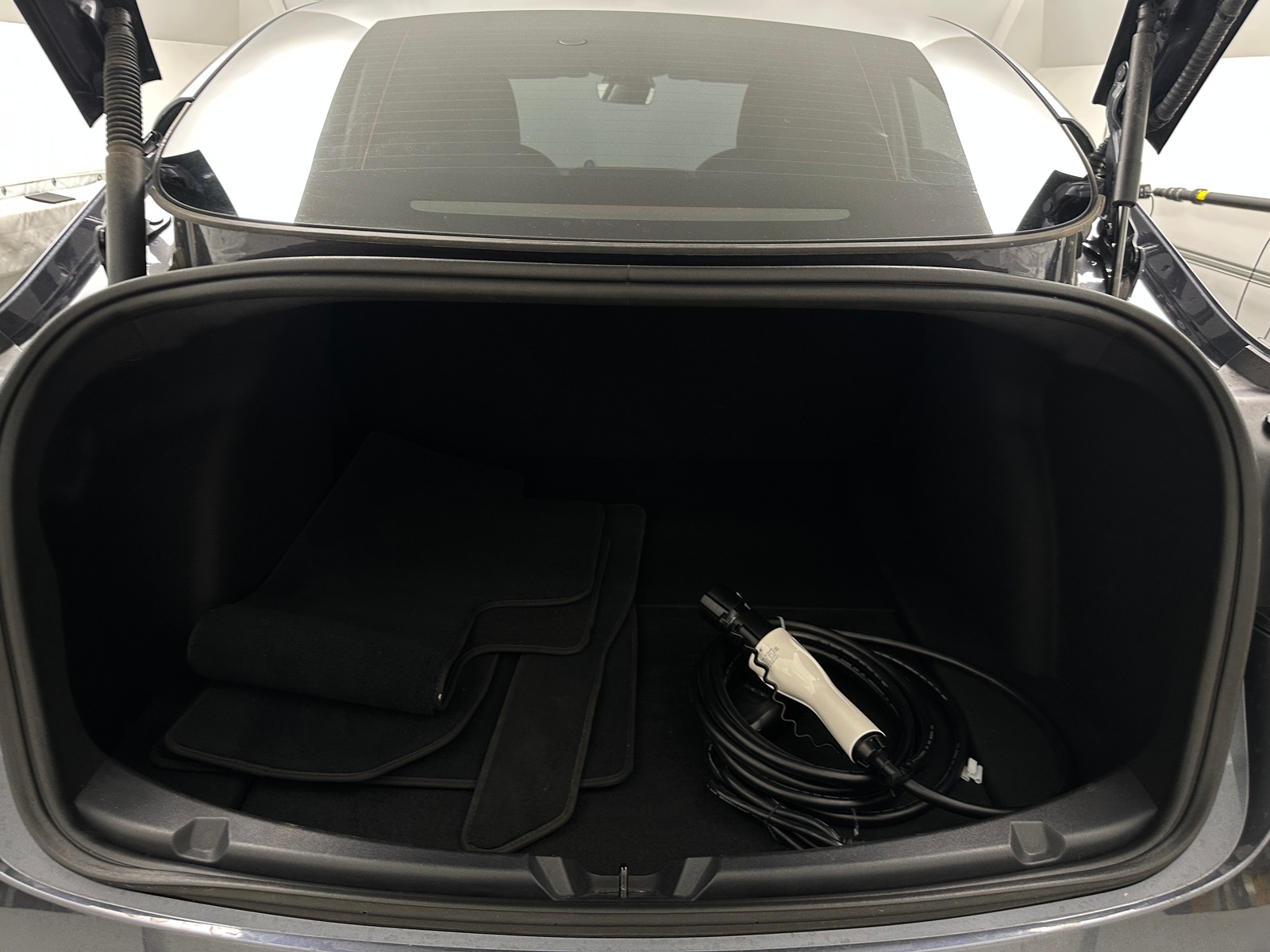 Thumbnail: 2023 Tesla Model 3 - 6