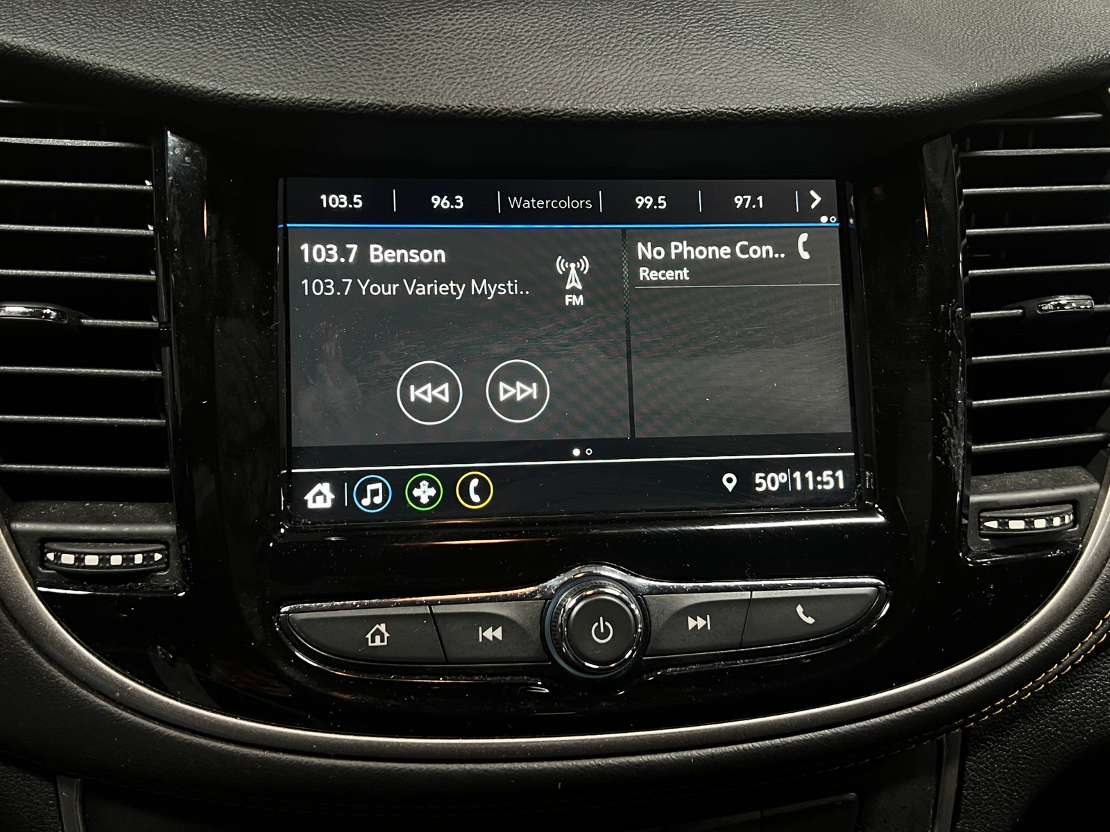 Thumbnail: 2019 Chevrolet Trax - 4