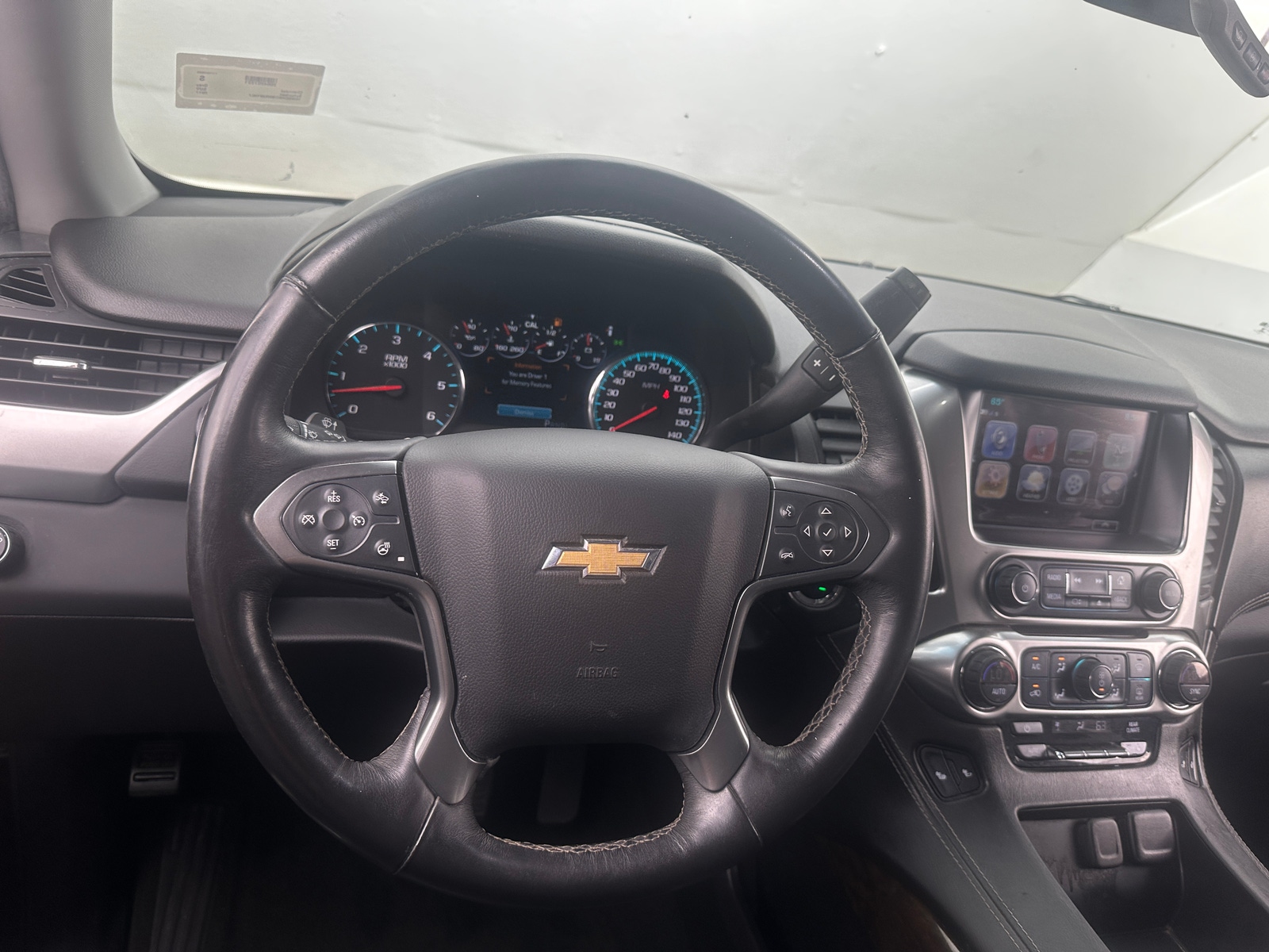 Thumbnail: 2017 Chevrolet Suburban - 4