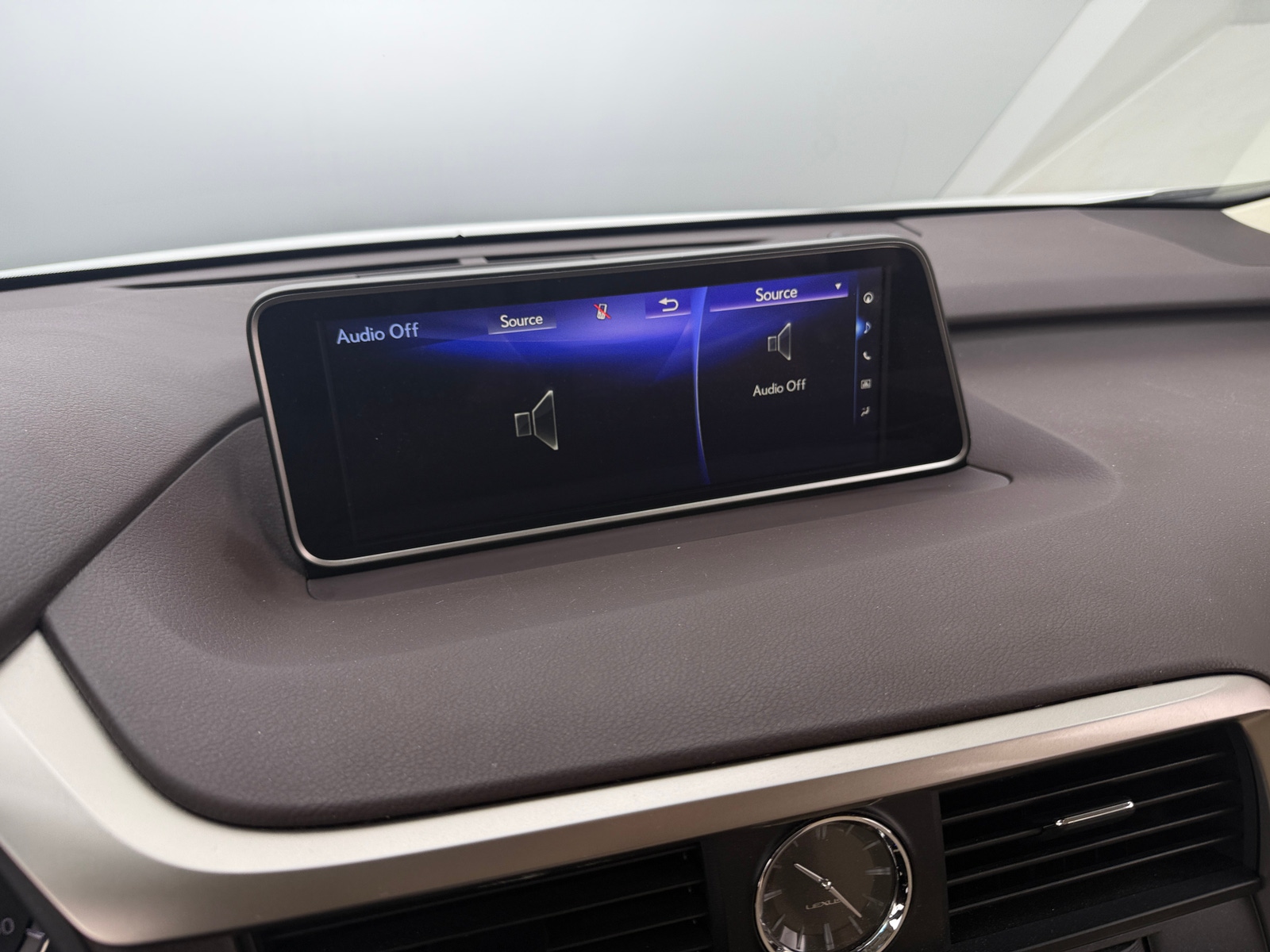 Thumbnail: 2019 Lexus RX - 3