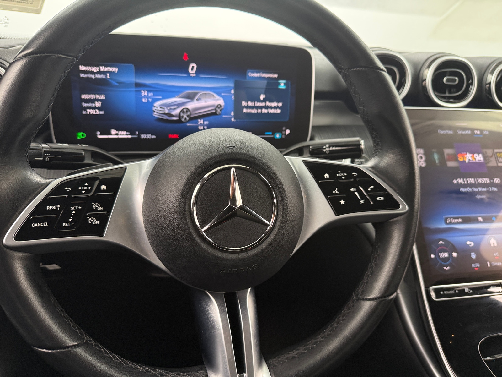 Thumbnail: 2025 Mercedes-Benz C-Class - 4