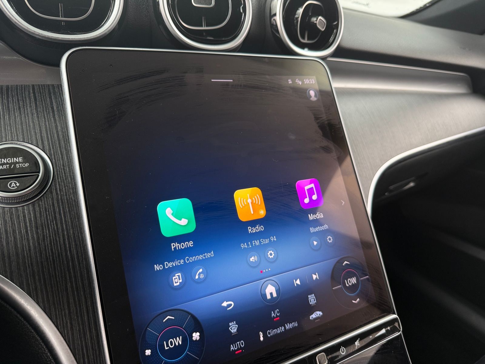 Thumbnail: 2025 Mercedes-Benz C-Class - 3