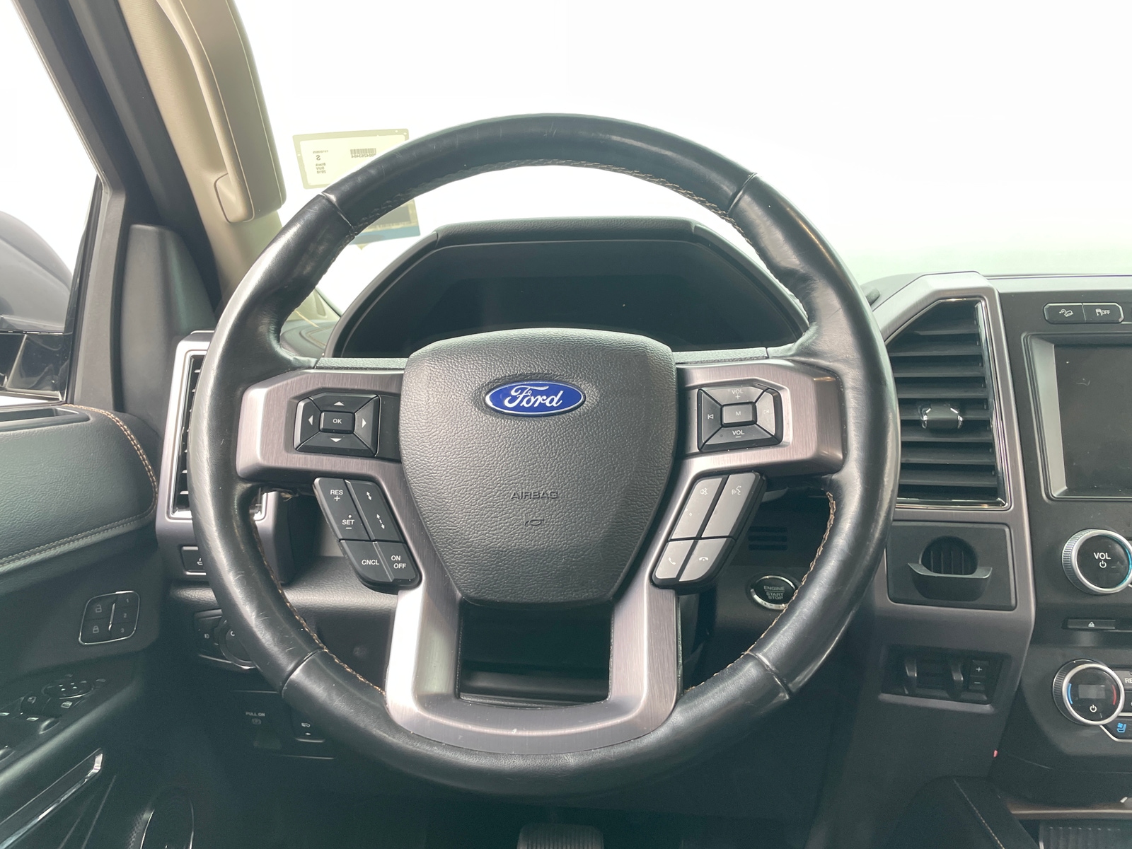 Thumbnail: 2018 Ford Expedition - 4