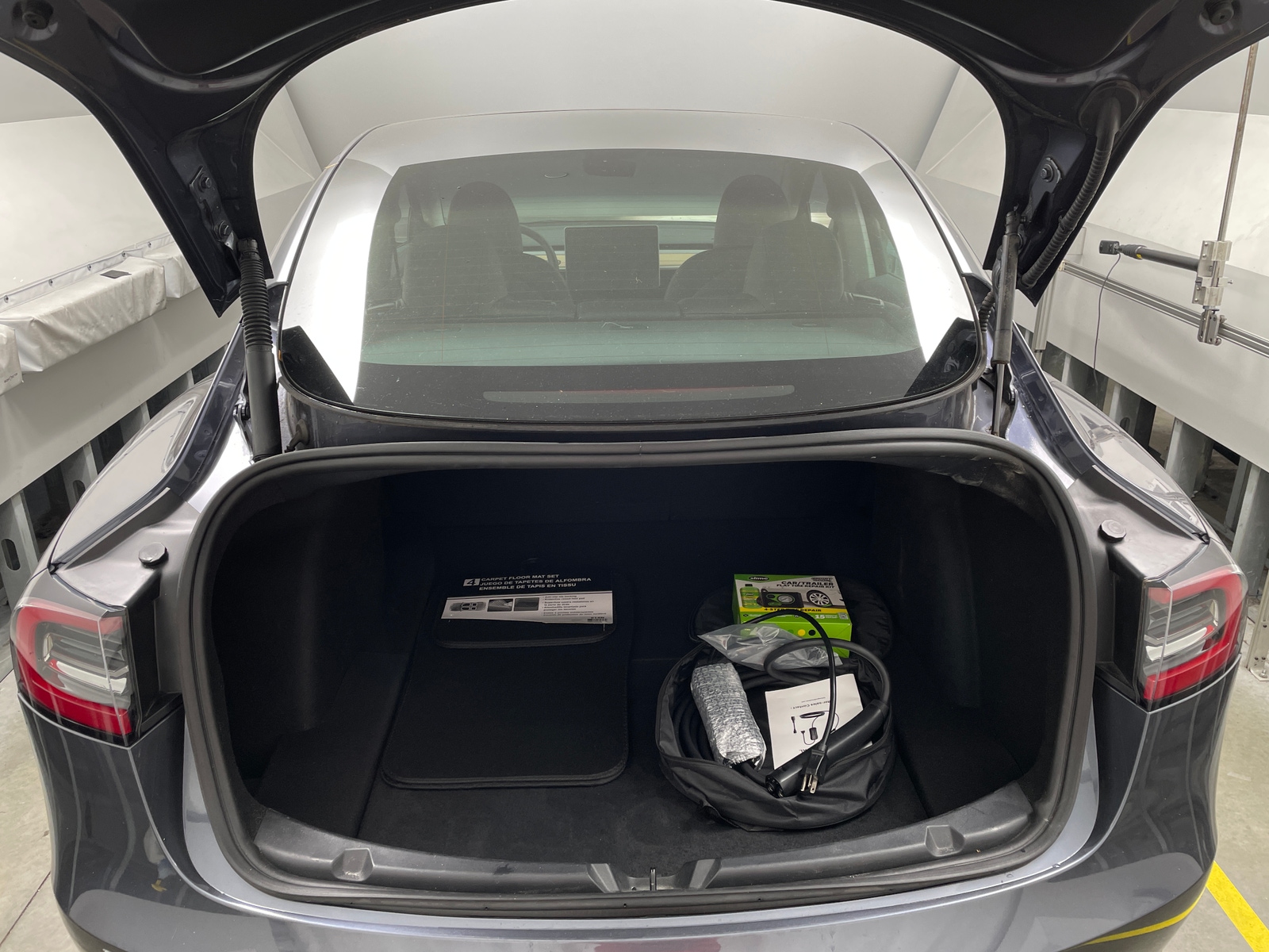 Thumbnail: 2023 Tesla Model 3 - 6