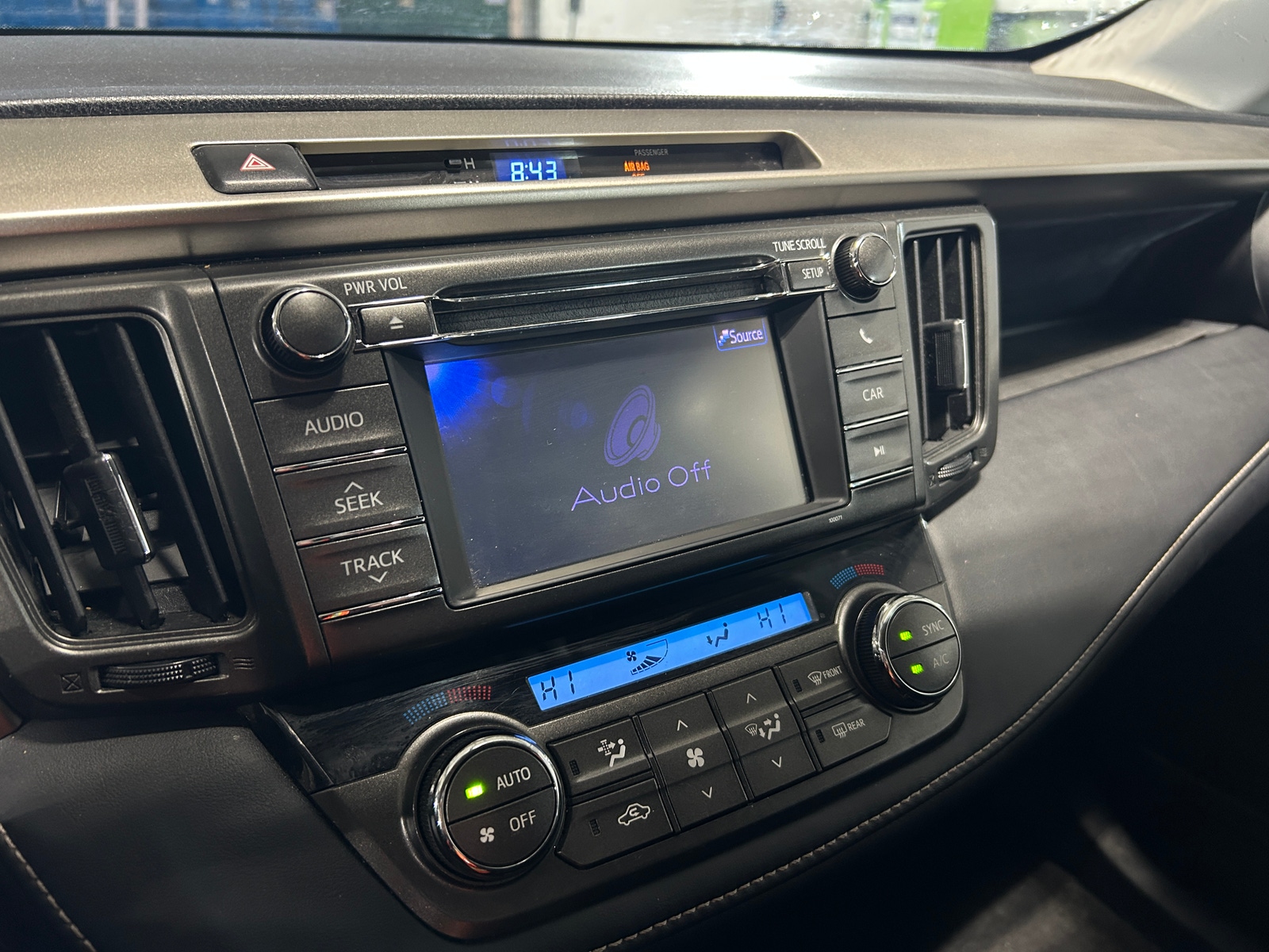 Thumbnail: 2013 Toyota RAV4 - 4