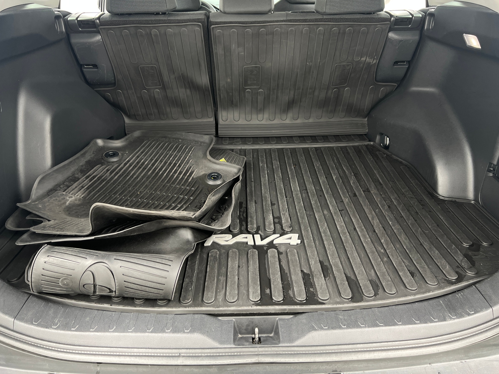 Thumbnail: 2024 Toyota RAV4 - 7