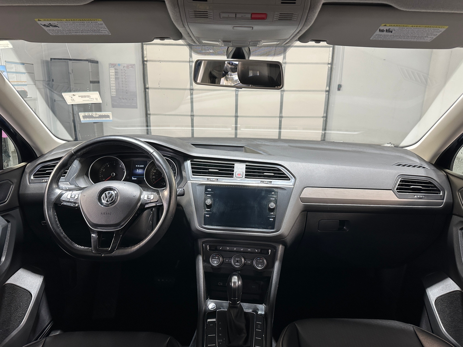 Thumbnail: 2018 Volkswagen Tiguan - 2