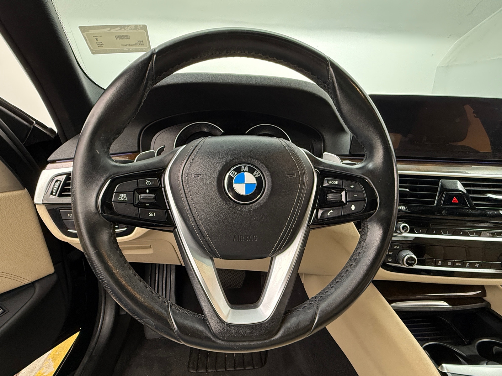 Thumbnail: 2018 BMW 5 Series - 4