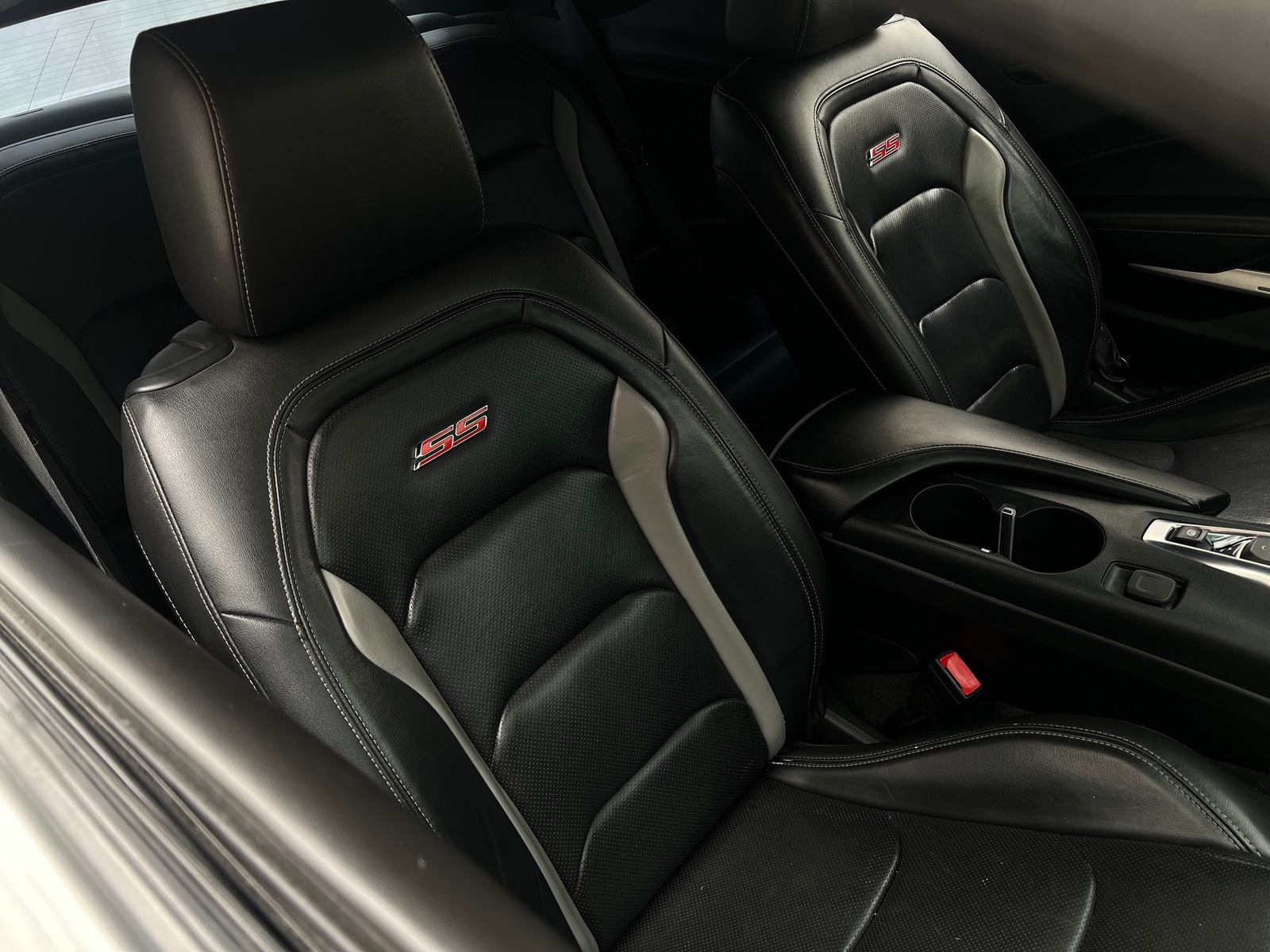 Thumbnail: 2018 Chevrolet Camaro - 2